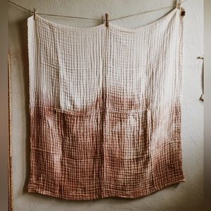 The Sleepy Crescent Naturally-Dyed Gauze Baby Blanket/Quilt